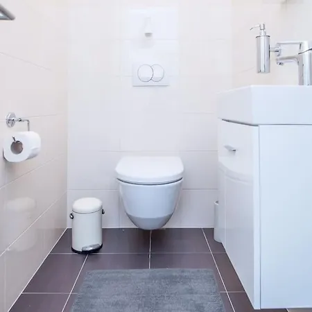 شقة New! Carpe Diem 1,split-bacvice,free Wi-fi, Parking *